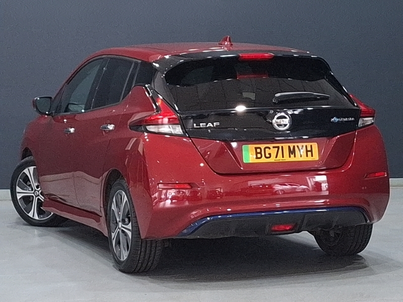 Nissan Leaf 110Kw Tekna 40Kwh Red #2