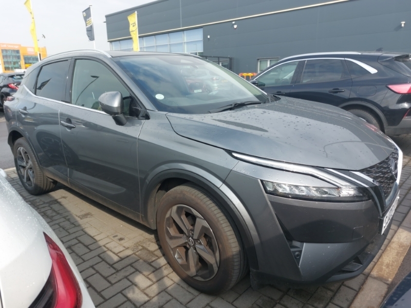 Nissan Qashqai 1.3 Dig-t Mh N-connecta Glass Roof Grey