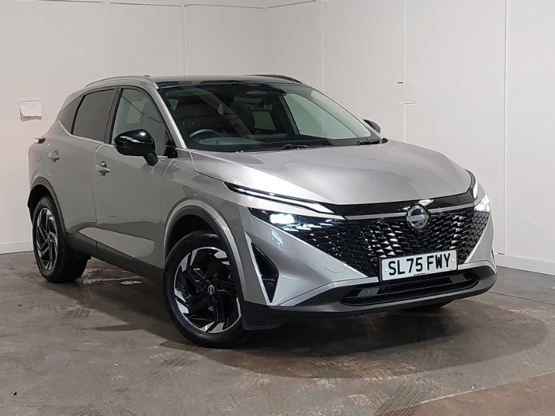 Nissan Qashqai 1.3 Dig-t Mh 158 N-connecta Glass Rf Xtronic Silver
