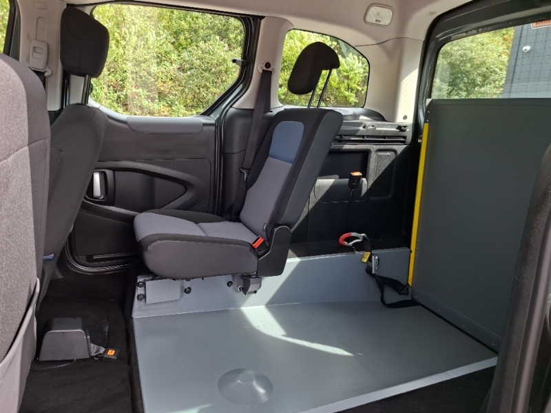 Peugeot Partner Tepee 1.6 E-hdi 92 S Egc Grey #6