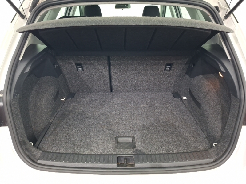 Seat Arona Se Technology White #18
