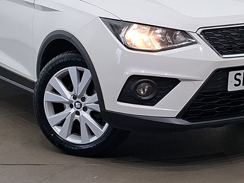 Seat Arona Se Technology White #20