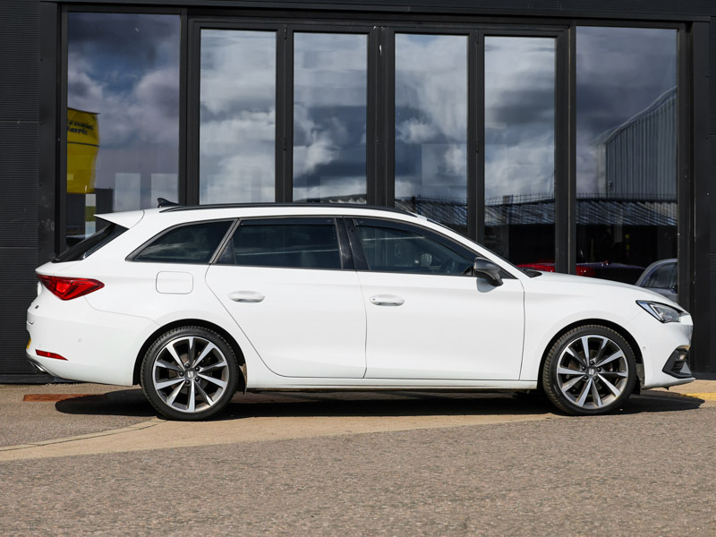 Seat Leon 1.5 Tsi Evo Fr Sport SY71LHU White #4