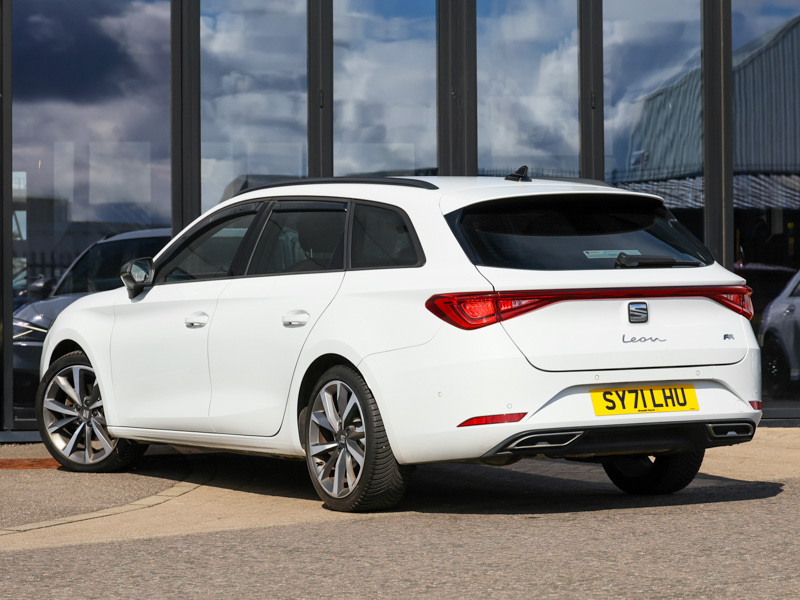 Seat Leon 1.5 Tsi Evo Fr Sport SY71LHU White #2
