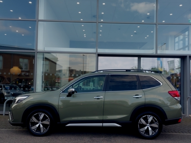Subaru Forester 2.0I E-boxer Xe Premium Lineartronic Green #4