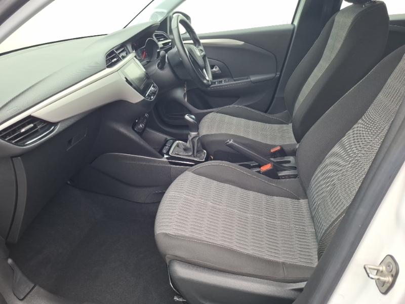 Vauxhall Corsa 1.2 Se TDZ4939 White #4
