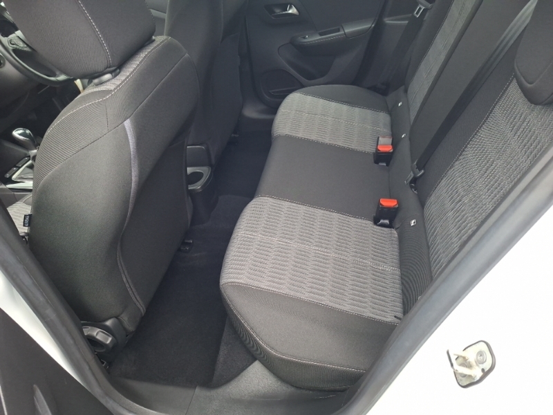 Vauxhall Corsa 1.2 Se TDZ4939 White #5