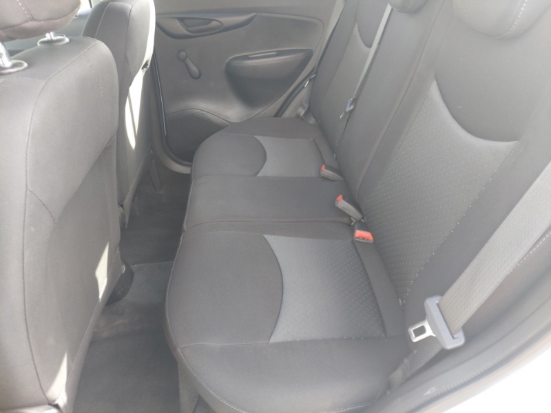 Vauxhall Viva 1.0 Se Ac White #6