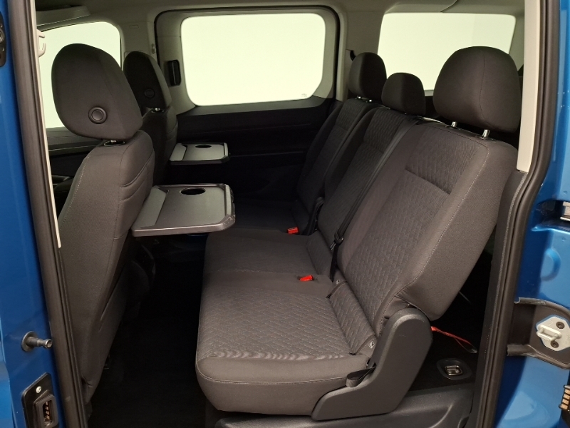 Volkswagen Caddy Maxi Life 2.0 Tdi 122 Life Dsg Blue #6