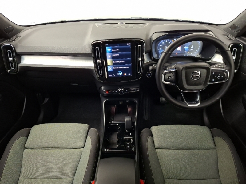 Volvo XC40 1.5 T4 Recharge Phev Plus Dark PY72BLJ Black #3
