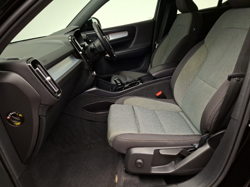 Volvo XC40 1.5 T4 Recharge Phev Plus Dark PY72BLJ Black #5