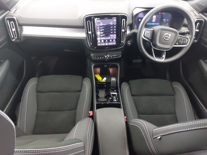 Volvo XC40 2.0 B4p Plus Dark RV75PWZ Grey #3