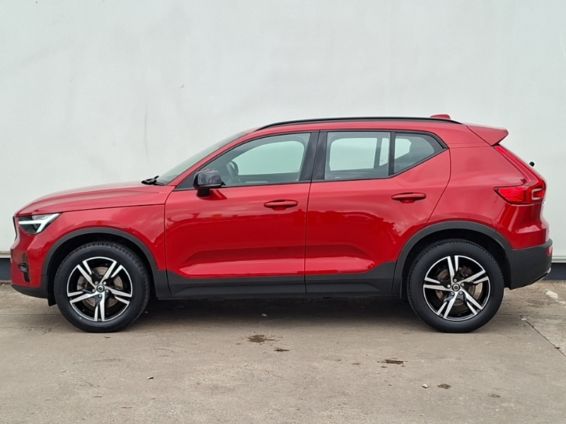 Volvo XC40 2.0 B3p Plus Dark SW73VMT Red #4