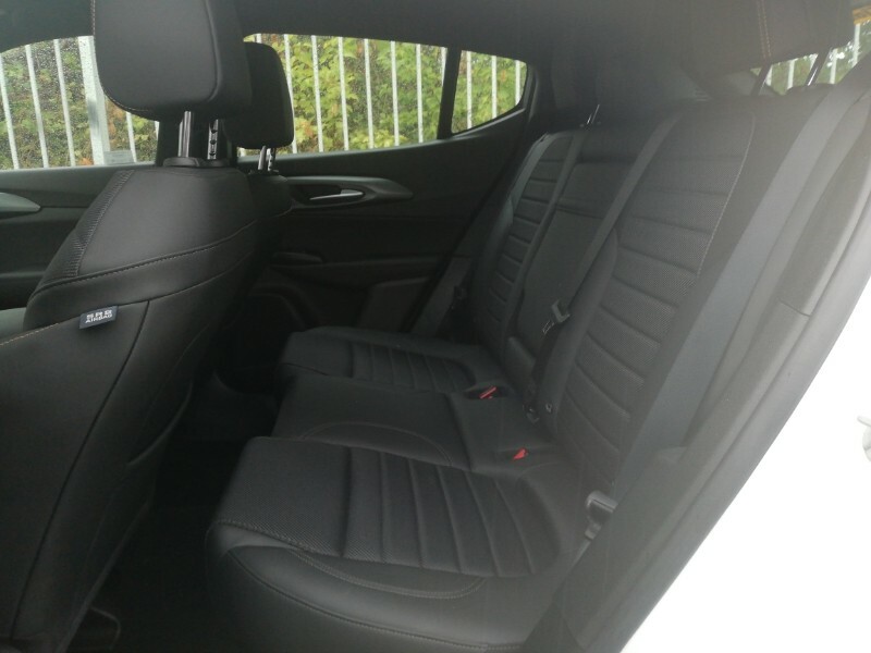 Alfa Romeo Tonale 1.5 Mhev Ti White #6