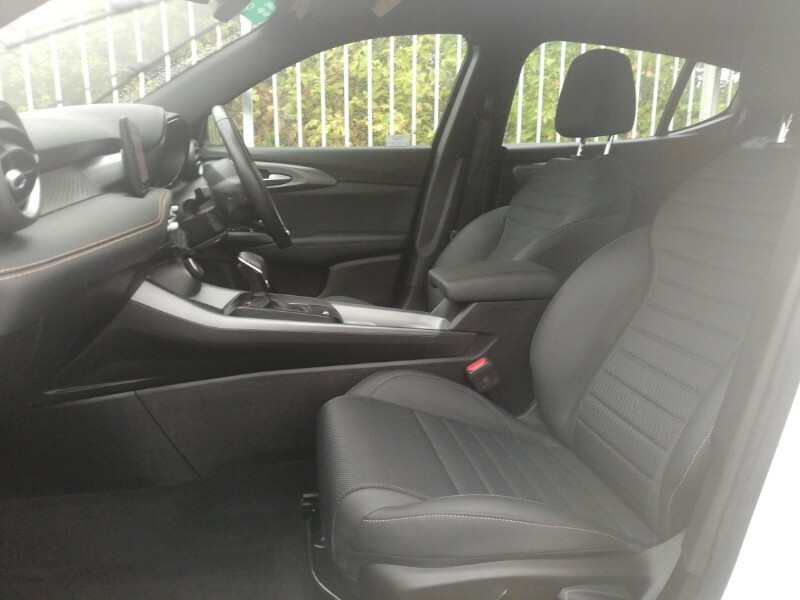 Alfa Romeo Tonale 1.5 Mhev Ti White #5