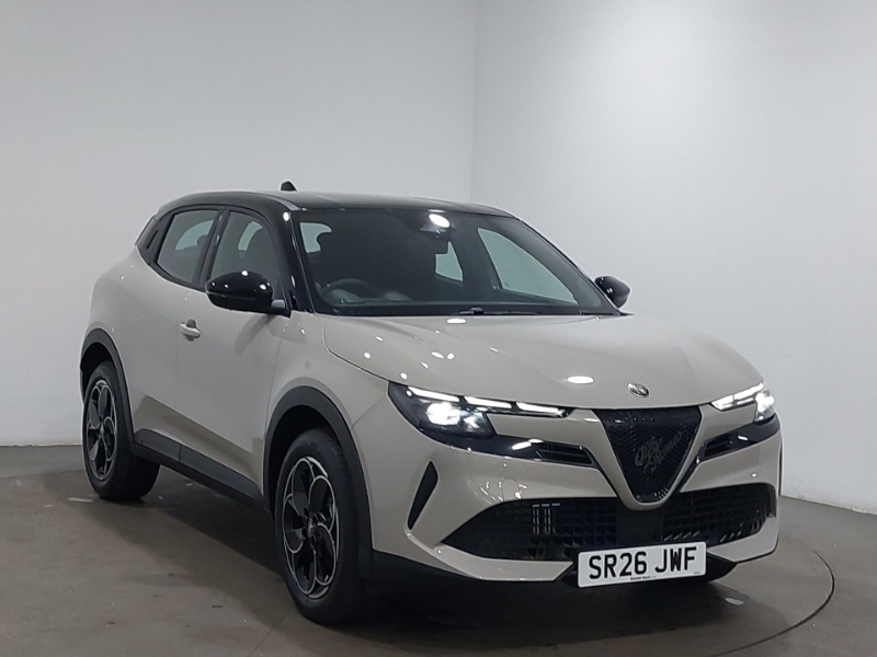 Alfa Romeo Junior 1.2 Turbo 145 Ibrida Brown