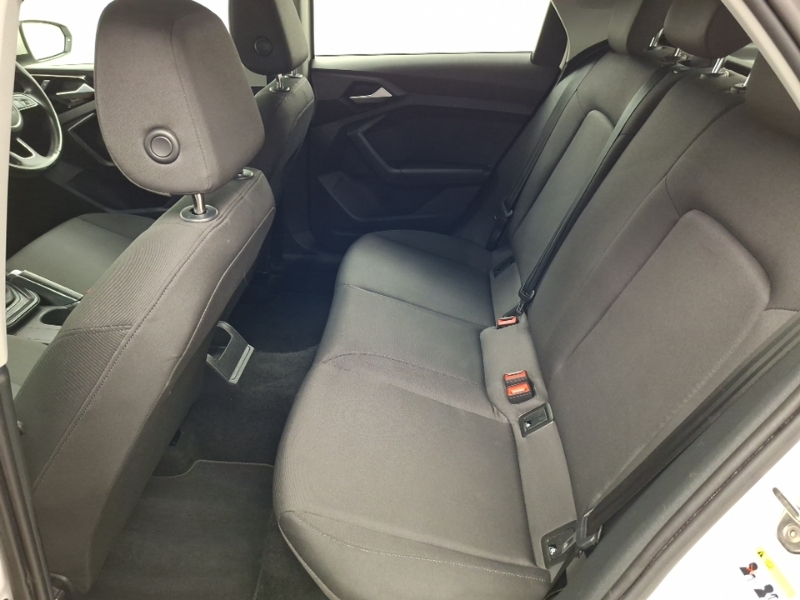 Audi A1 25 Tfsi Technik XGZ2586 White #6