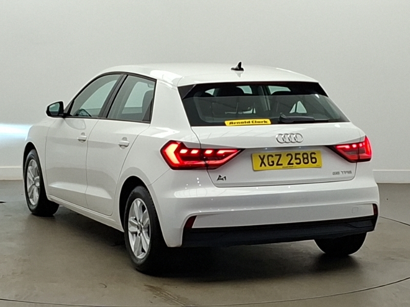 Audi A1 25 Tfsi Technik XGZ2586 White #2