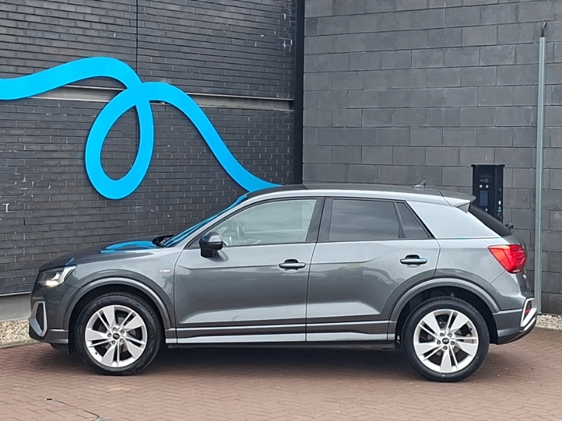 Audi Q2 35 Tfsi S Line S Tronic EA73DNO Grey #4