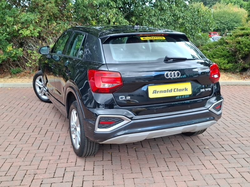 Audi Q2 35 Tfsi Sport EJ23WUL Black #2