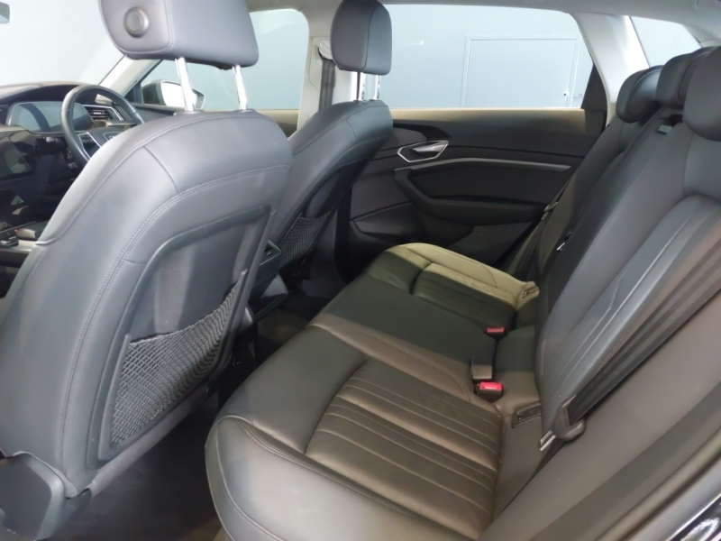 Audi E-tron 230Kw 50 Quattro 71Kwh Technik KP71TWW Black #6