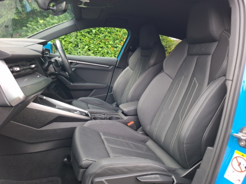 Audi A3 40 Tfsi E S Line S Tronic FD22LXM Blue #5