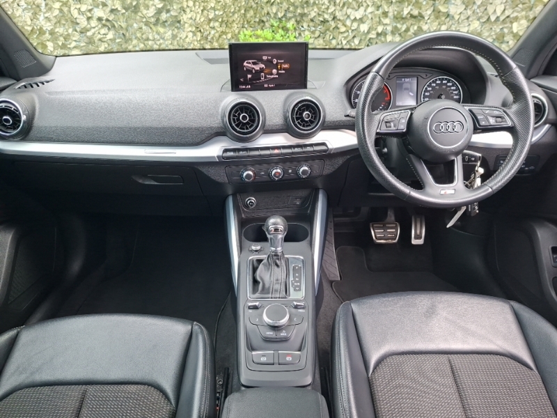 Audi Q2 35 Tfsi S Line S Tronic SO68NTN Blue #3
