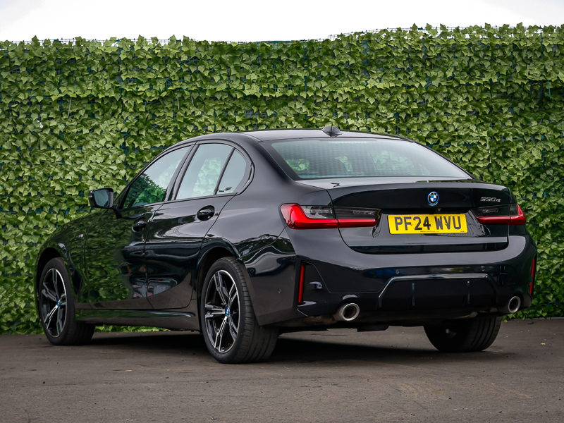 BMW 3 Series 330E M Sport Step PF24WVU Black #2
