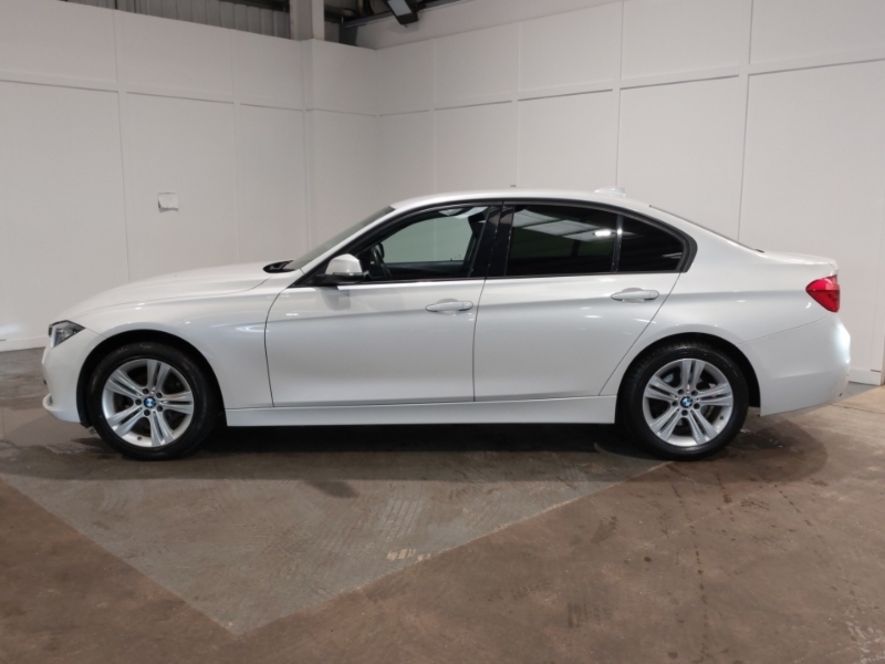 BMW 3 Series 320I Sport White #4