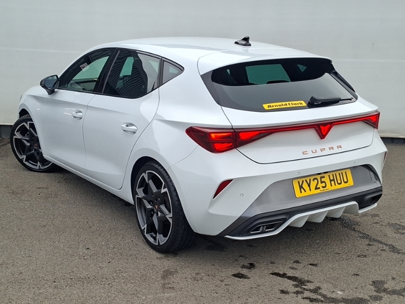 Cupra Leon 1.5 Tsi 150 V2 KY25HUU White #2