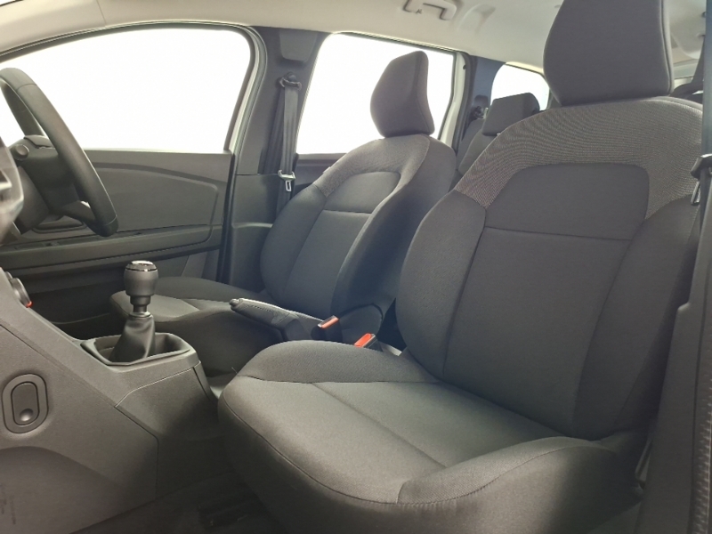 Dacia Jogger 1.0 Tce Essential DY23KZR White #5