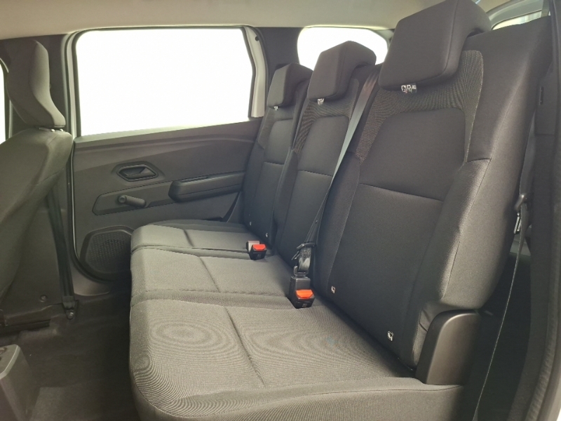 Dacia Jogger 1.0 Tce Essential DY23KZR White #6