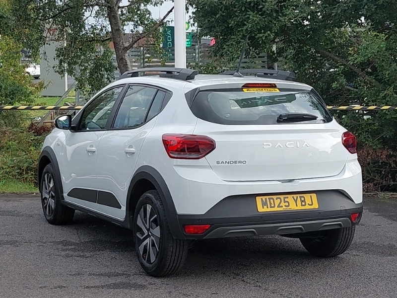 Dacia Sandero Stepway 1.0 Tce Expression MD25YBJ White #2