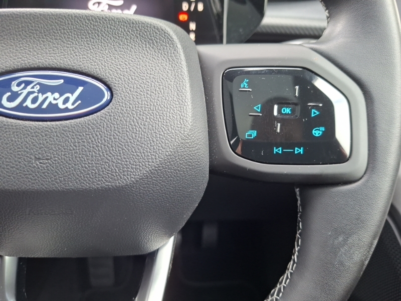 Ford Explorer Extended Range 79Kwh Premium Suv Black #13