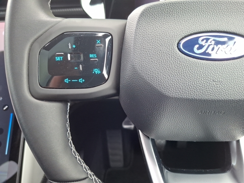 Ford Explorer Extended Range 79Kwh Premium Suv Black #12