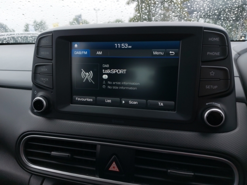 Hyundai Kona 1.0 T Gdi Play Suv White #11