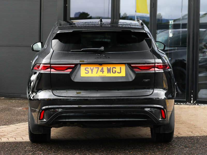 Jaguar F-Pace R-dynamic S Black #14