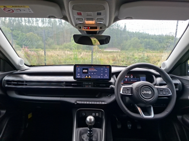 Jeep Avenger 1.2 Summit ST75EUB Beige #3