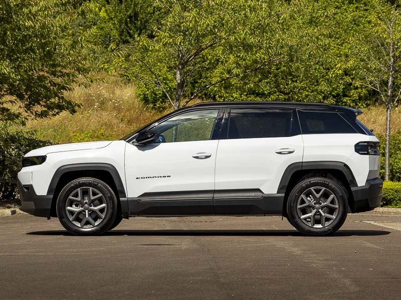 Jeep Compass 1.2 E-hybrid First Edition Dct BC26CXO White #4