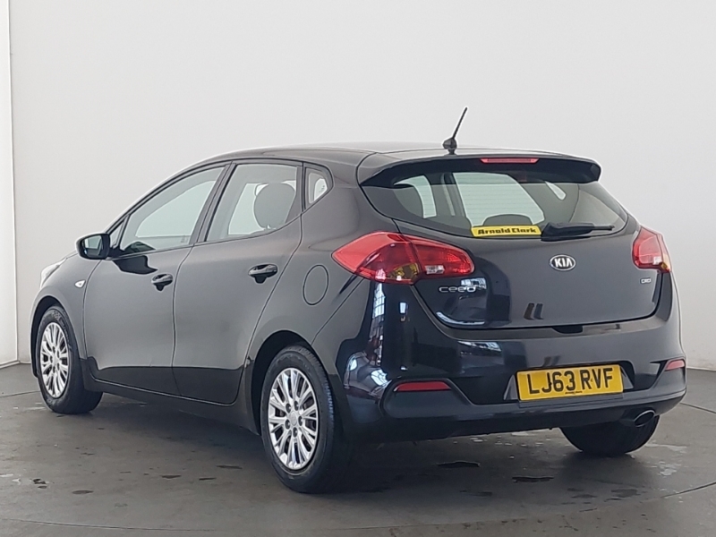 Kia Ceed 1.4 Crdi 1 LJ63RVF Black #2