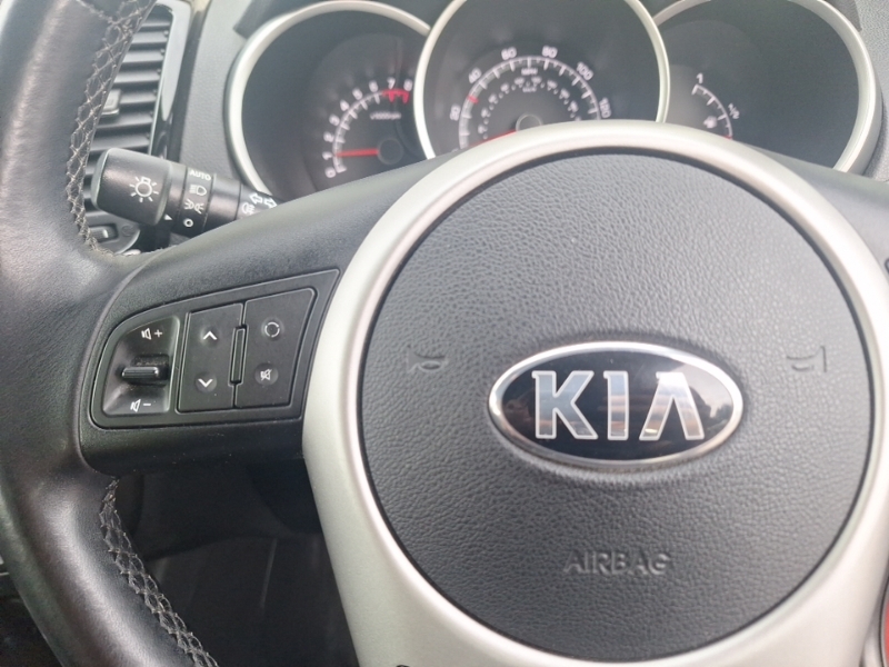 Kia Venga 3 Isg Black #12