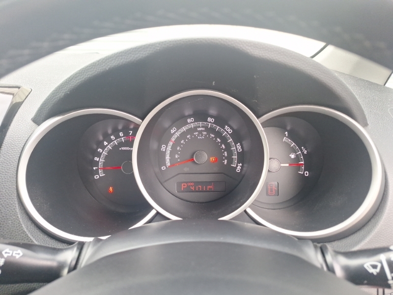 Kia Venga 3 Isg Black #9