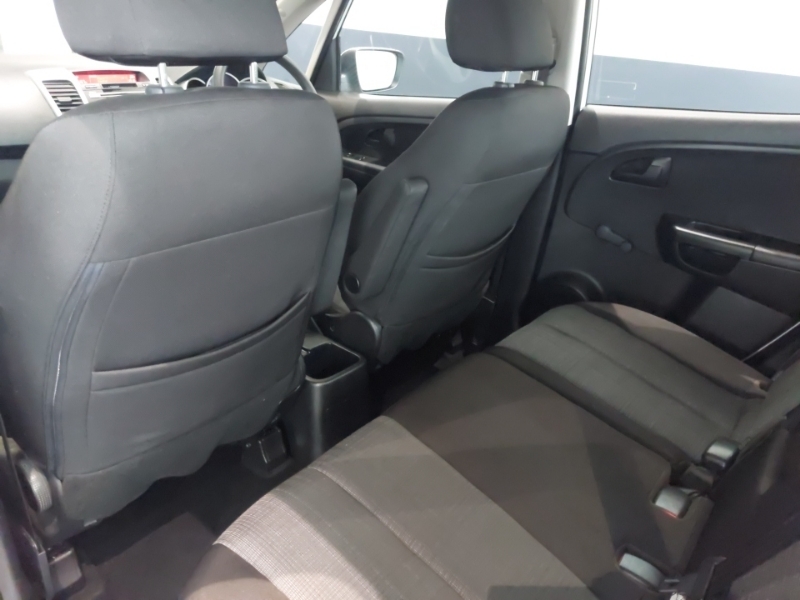 Kia Venga 1.4 Crdi 1 SK64HRW White #6