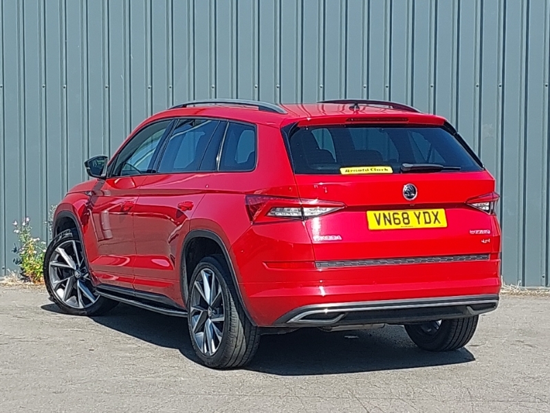 Skoda Kodiaq 2.0 Tdi 190 Sport Line 4X4 Dsg 7 Seat VN68YDX Red #2