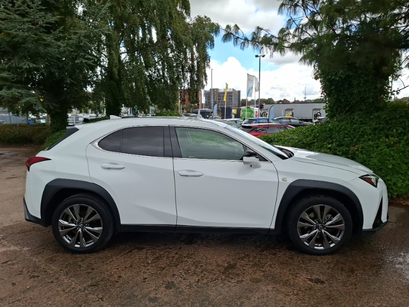 Lexus UX 250H 2.0 F-sport Design Cvt LM23OUY White #4
