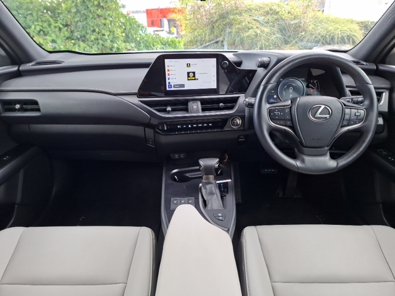 Lexus UX 250H 2.0 F-sport Design Cvt LM23OUY White #3