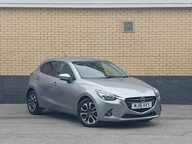 Mazda 2 Se-l White #7