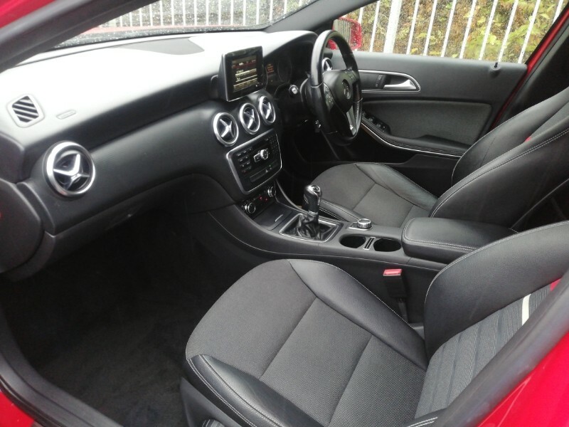 Mercedes-Benz A Class A180 Blueefficiency Se Red #5