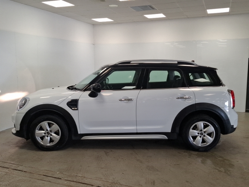 Mini Countryman 1.5 Cooper Classic SB69WBZ White #4