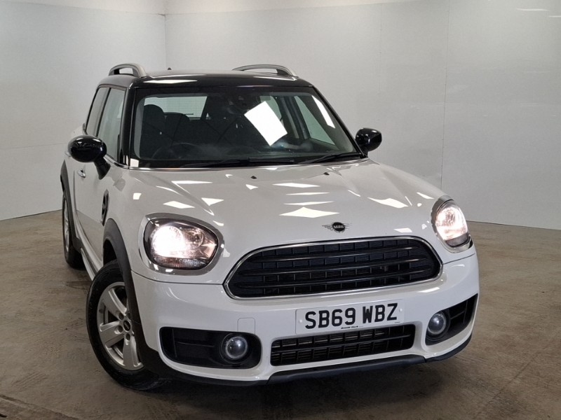 Mini Countryman 1.5 Cooper Classic White